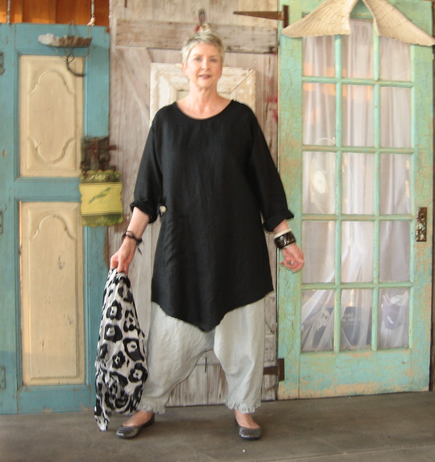 tunic washed linen in black