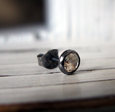 Oxidized Silver Genuine Diamond Stud Earring