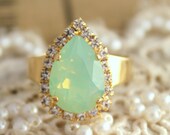 Mint drop adjustable ring - 14k plated gold adjustable ring real swarovski rhinestones.