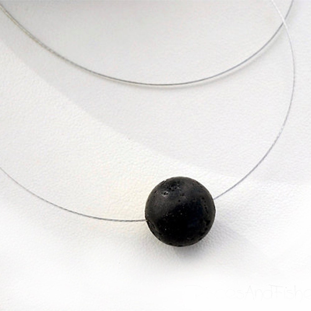 Necklace - Black Lava Bead Solitaire Necklace - PiscesAndFishes