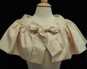Couture Ivory Bridal Belero, Ivory Vintage Lace Capelet, Bridal Shrug, Bridal Belero, Wedding, Vintage Wedding