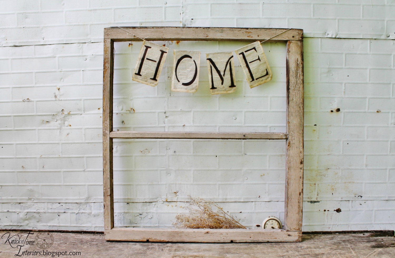 Antique Wooden Window - 31-3/4 x 31-1/4 - Chippy Farmhouse Window - 2 Pane