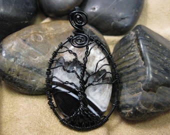 Tree of Life wire wrapped pendant with Agate