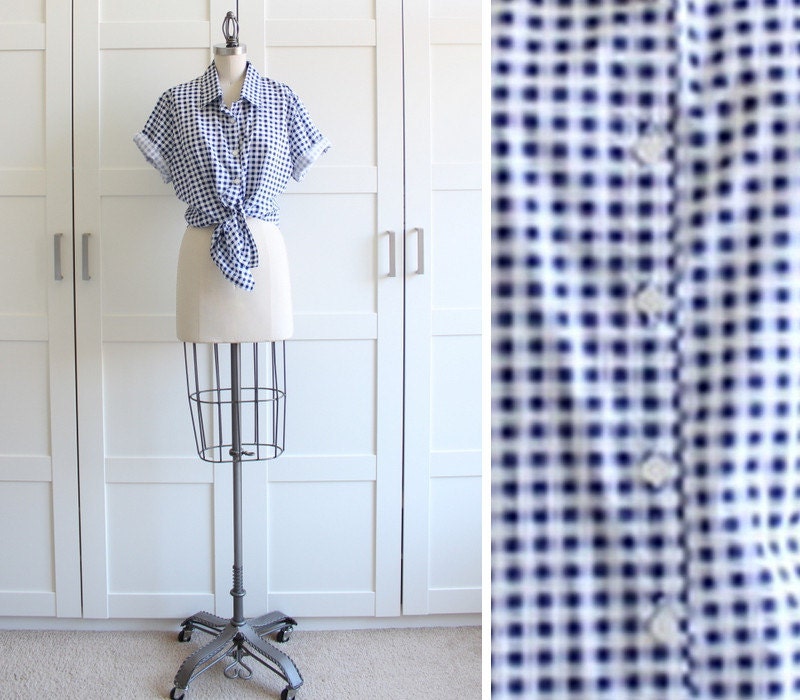 Vintage Shirt / Blue Gingham Shirt Women / 50s Shirt / Button Down Shirt / size Large XL