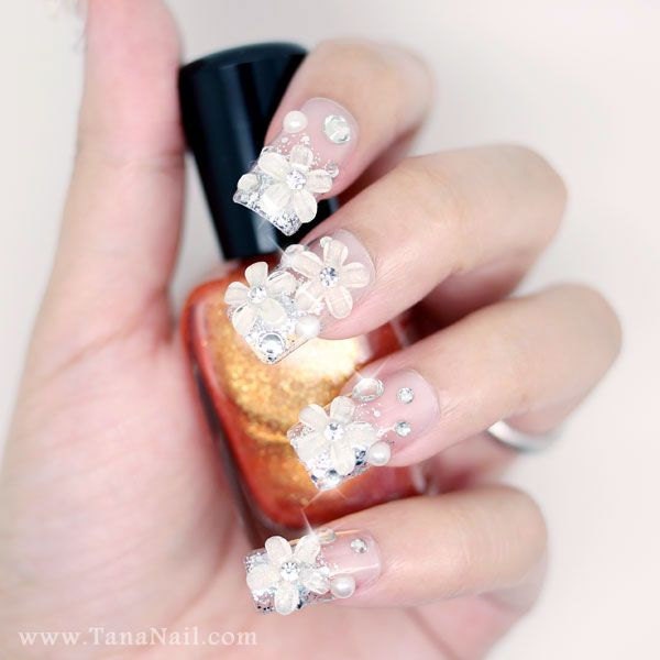 Japanese 3D Nail Art, Press On Nails, False Nails - Silver Rhinestone and Crystal Flower Decoration (T107N)