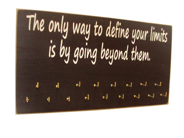 medals holders with inspirational quotes