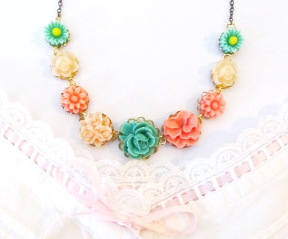 Last One - Annie Sweet Necklace - FREE SHIPPING