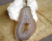 Agate Geode Slice Necklace Druzy Drusy Quartz Center 14K Gold Fill Chain 32" Long