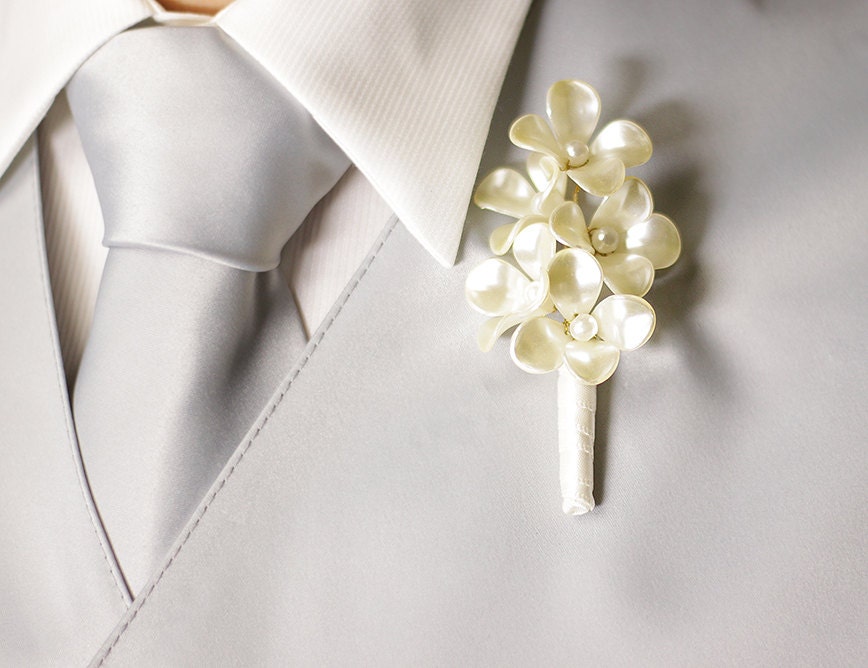 Boutonniere - Pearl Hydrangea - Button Hole - Wedding Accessory for Groom, Groomsmen, and Prom