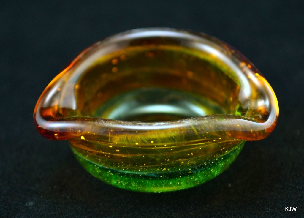 Multi-tone Colorful glass dish
