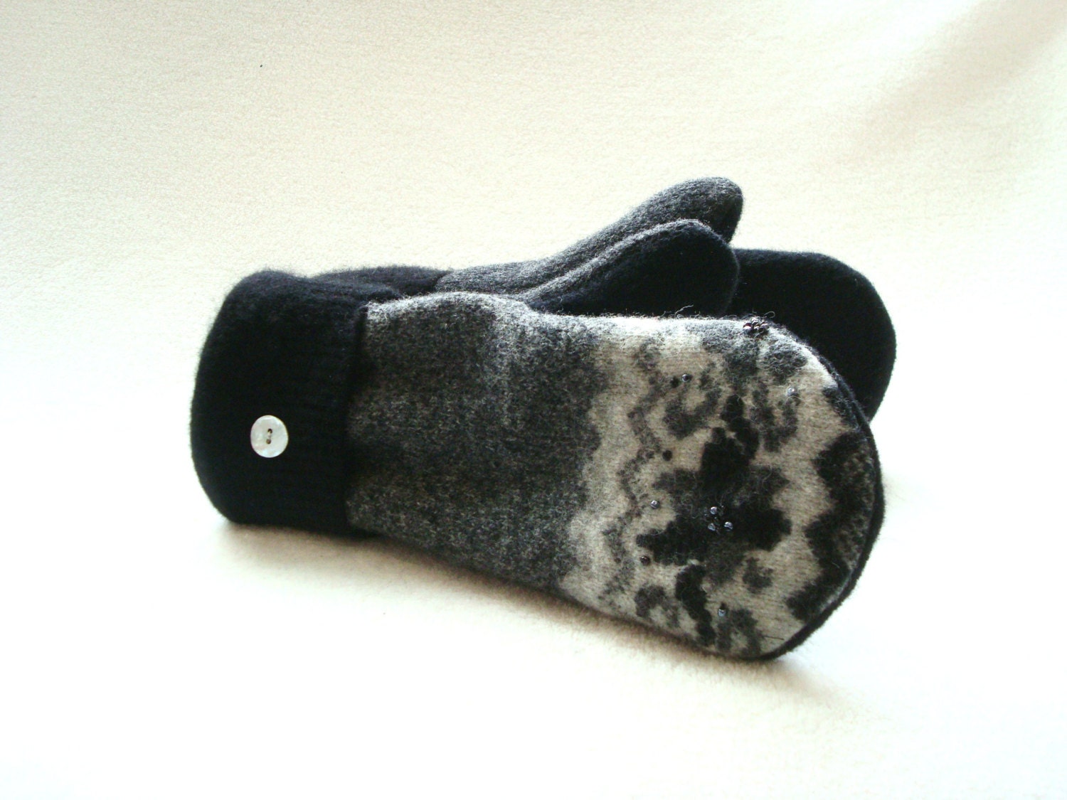 Felted Wool Mittens BLACK & CHARCOAL GRAY Beaded Sweater Wool Mittens Black Mittens Fleece Lined