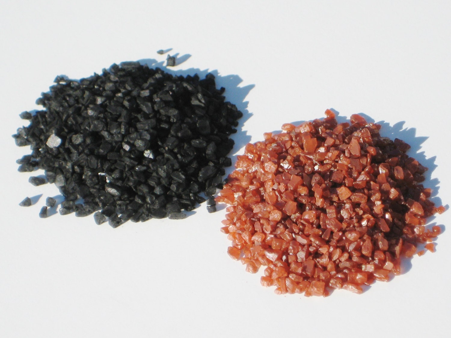 Hawaiian Salt Duo - Black Lava and Alaea Hawaiian Sea Salt - 1 oz of each - perfect for baking, cooking / grilling, cocktails and snacks