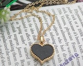 Pretty gold black heart necklace pendant jewelry vintage style