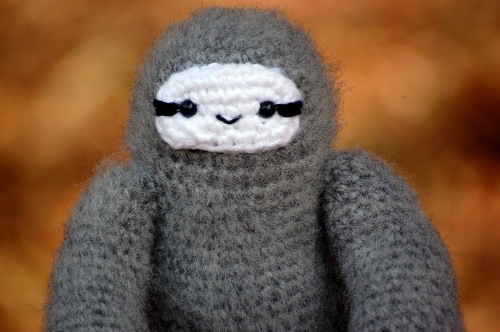 Gray three-toed sloth amigurumi, crochet sloth plush toy