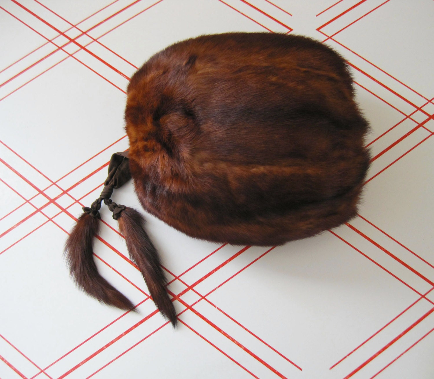 Vintage Fur Muff / Round Mink Muff 1940s