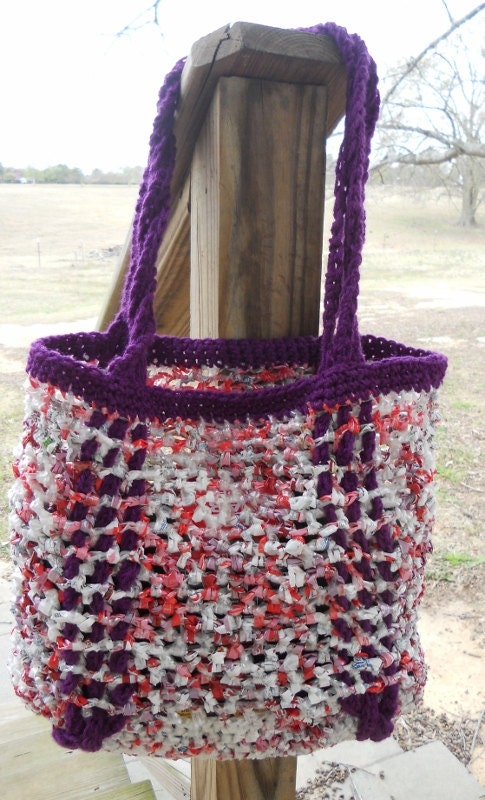 Recycled / Upcycled Shoulder Tote, Plastic Bread Bags Transform into Reusable Market Tote, Plarn, Grocery Bag, Purse, Red and Purple