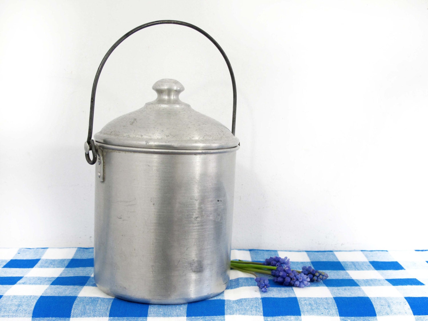 Circa 1900 French  metal canister, box kitchenware, antique lunch pail