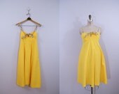Vintage 1970s Yellow Sundress / Size 5 / 6