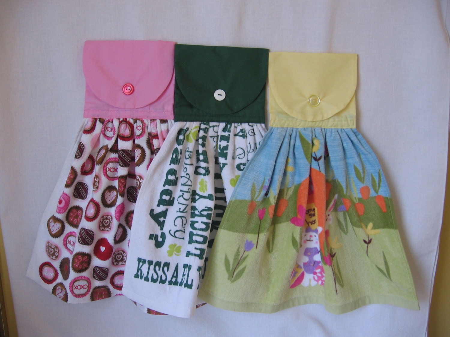 Spring Holiday Kitchen Towel 3 Pack Valentine St. Pats and Easter Kitchen Towel Set of 3 Kitchen Tea Towels