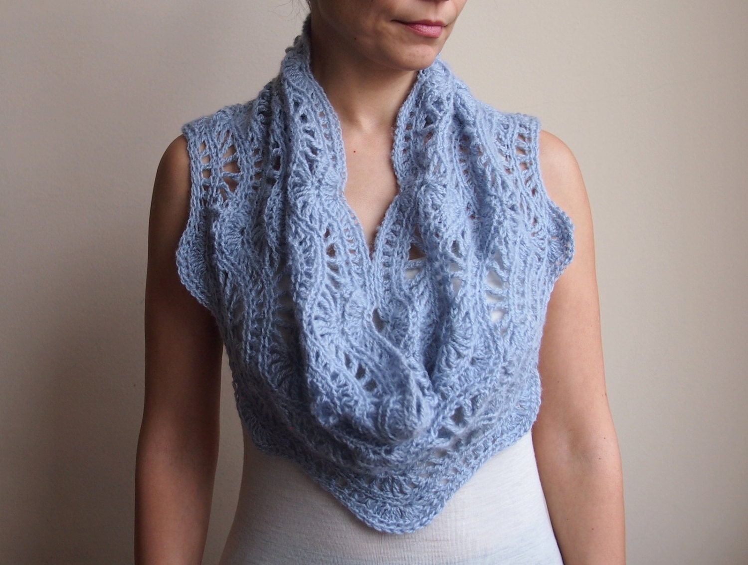 Infinity scarf PDF crochet pattern - circle ripples shrug lace loop - DIY tutorial - Instant download