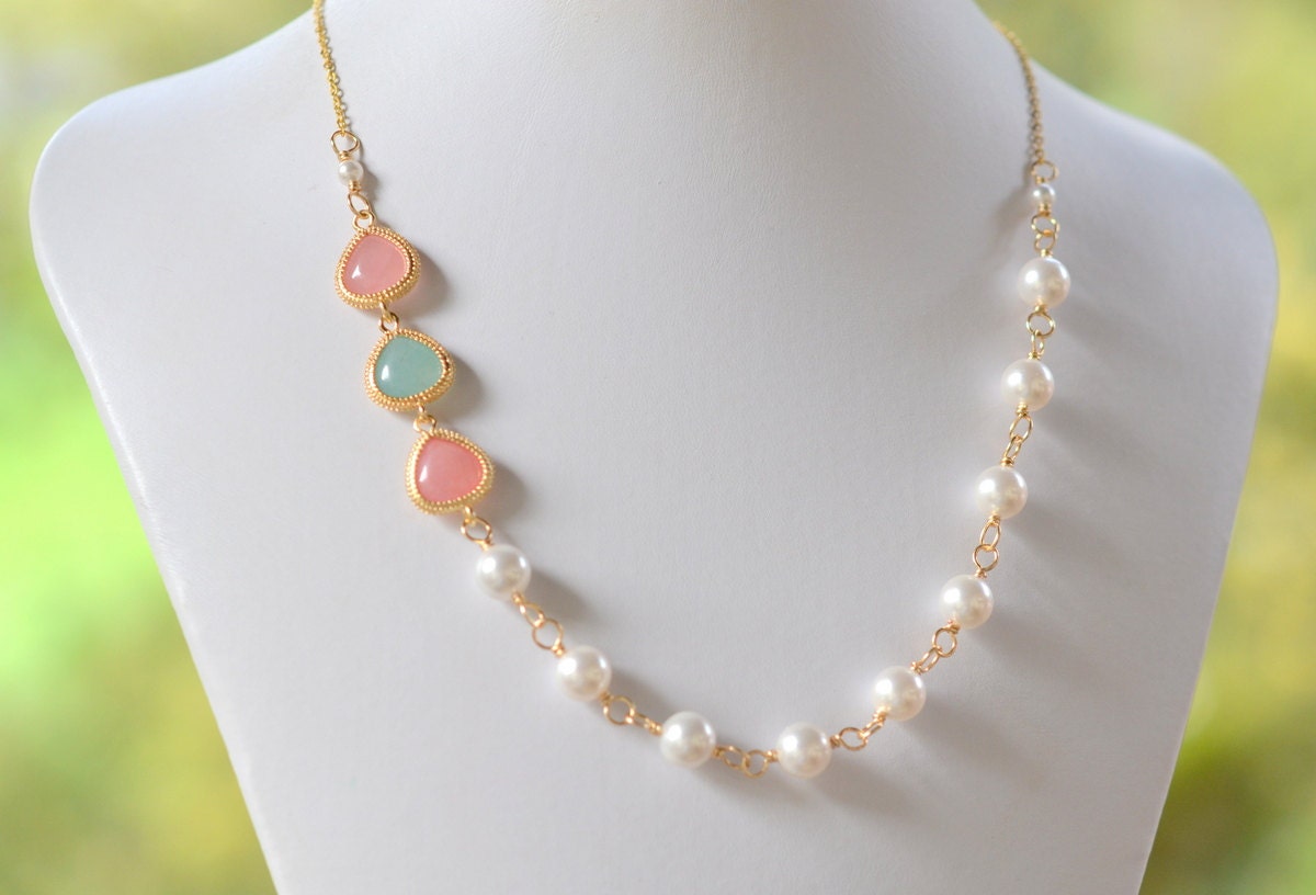 Bridesmaid Jewelry Coral Pink and Grayed jade Jewel and White Pearl Statement Fashion Necklace. Wedding Jewelry. Bridal Party Jewelry.