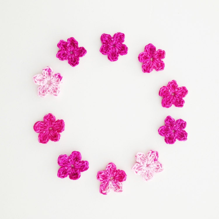 Crochet Flower Applique - Set of 10