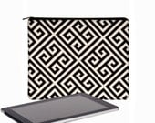 iPad Sleeve,  iPad Cover,  iPad Case, iPad 4 3 2 1, Zippered, Padded, 2 Pockets, Women's iPad Sleeve, Black Cream