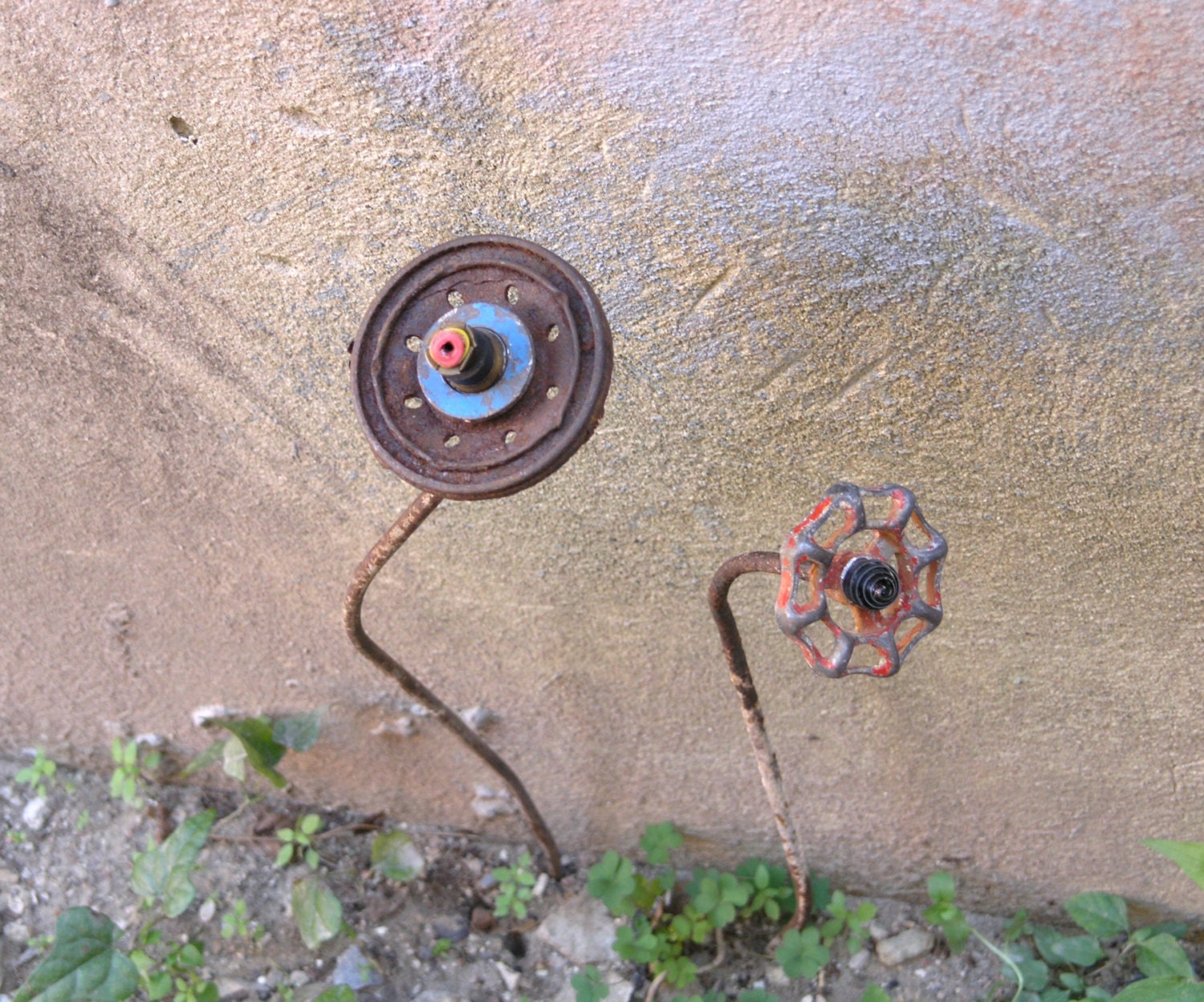 Garden Art, Metal Flower Sculpture, Industrial Decor,  Home Garden Spring Decor