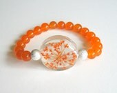 Queen Anne's Lace and Orange Quartzite Beads - Real Flower Garden Stretch Bracelet