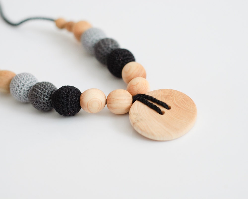 Black & Grey Button Nursing Necklace - Juniper Wood - KangarooCare