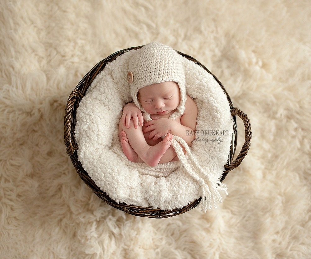 Natural Newborn Earflap Hat with Wooden Button Photo Prop