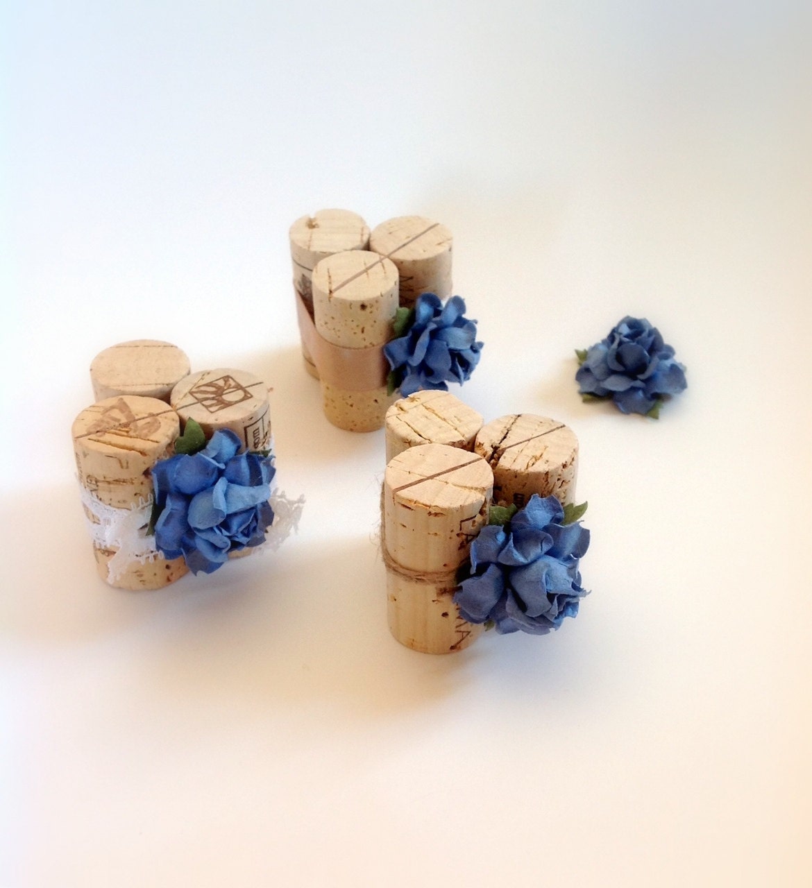Place Card Holder, Set of 10, Rustic Weddings, tied with Twine, Lace, or Satin Ribbons, Customize your Colors and Materials