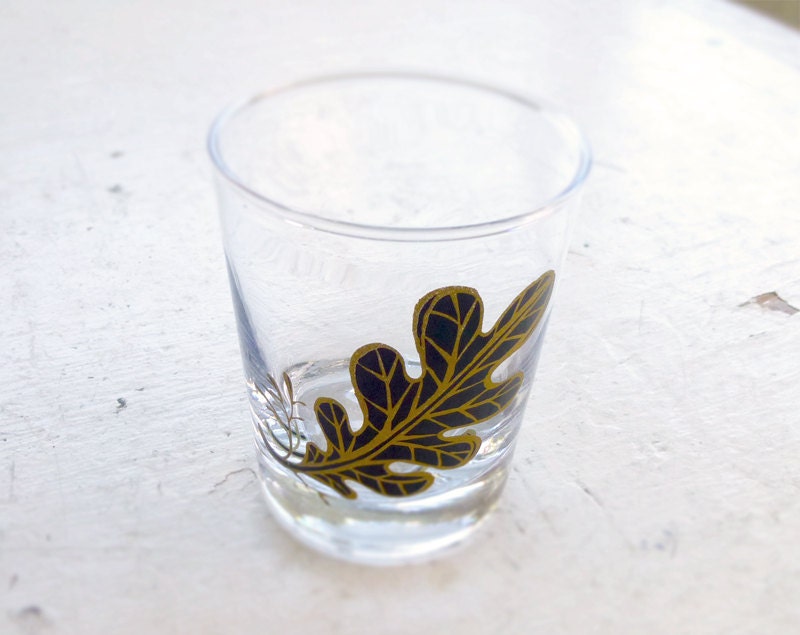 vintage oak leaf cup - black and gold illustration - old fashioned glass