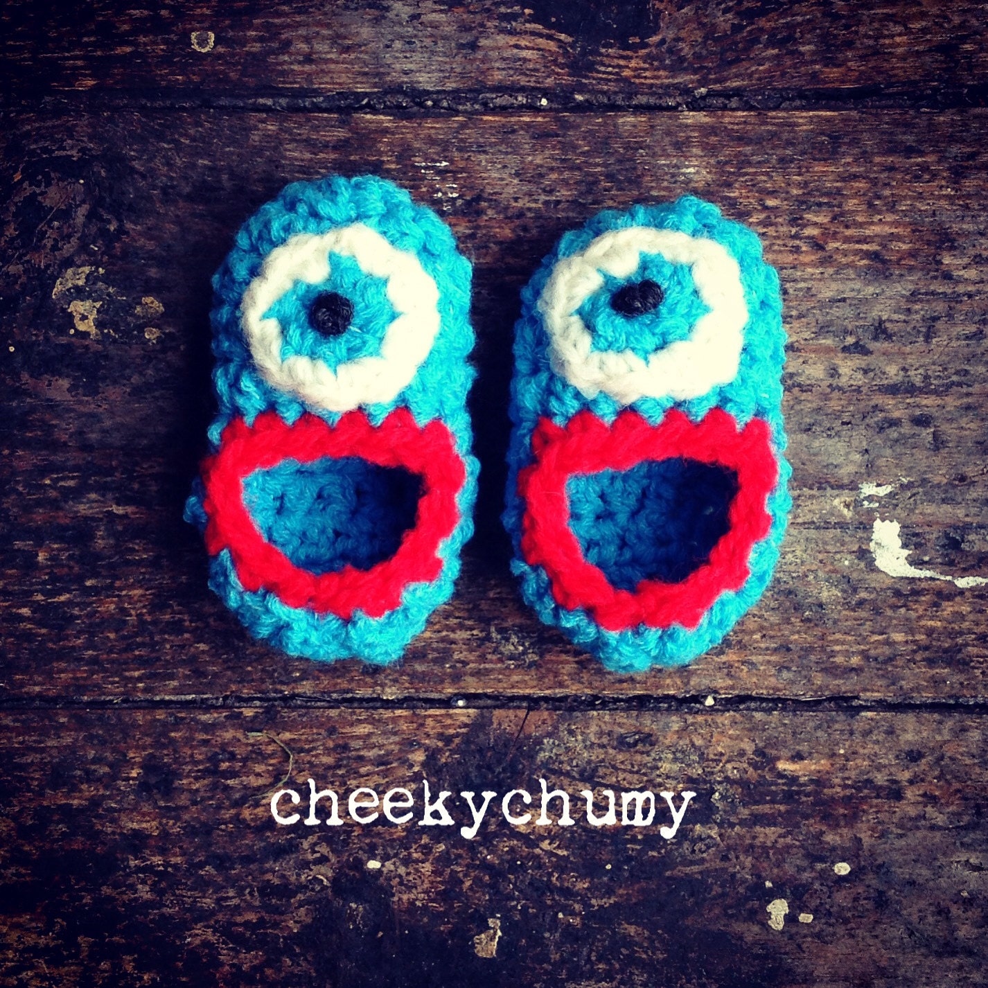 Monster feet slippers. 0-6 months. Baby shower gift.