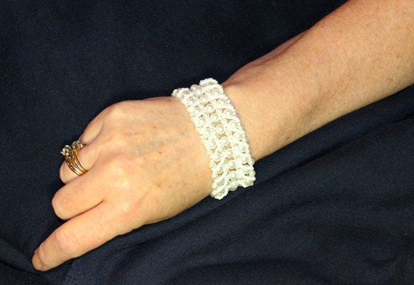 White Pearl Seed Bead Bracelet Handmade Bead Weaving Right Angel Weave Bridal, Spring, Reversable pearl fancy silver toggle clasp shimmer