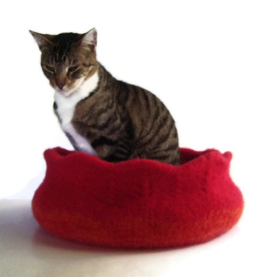 Felted Cat Bed Hand Knit Peruvian Highland Wool Pet Bed - Suvi