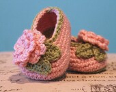 Instant Download - CROCHET PATTERN PDF - Crochet Baby Girl Floral Booties