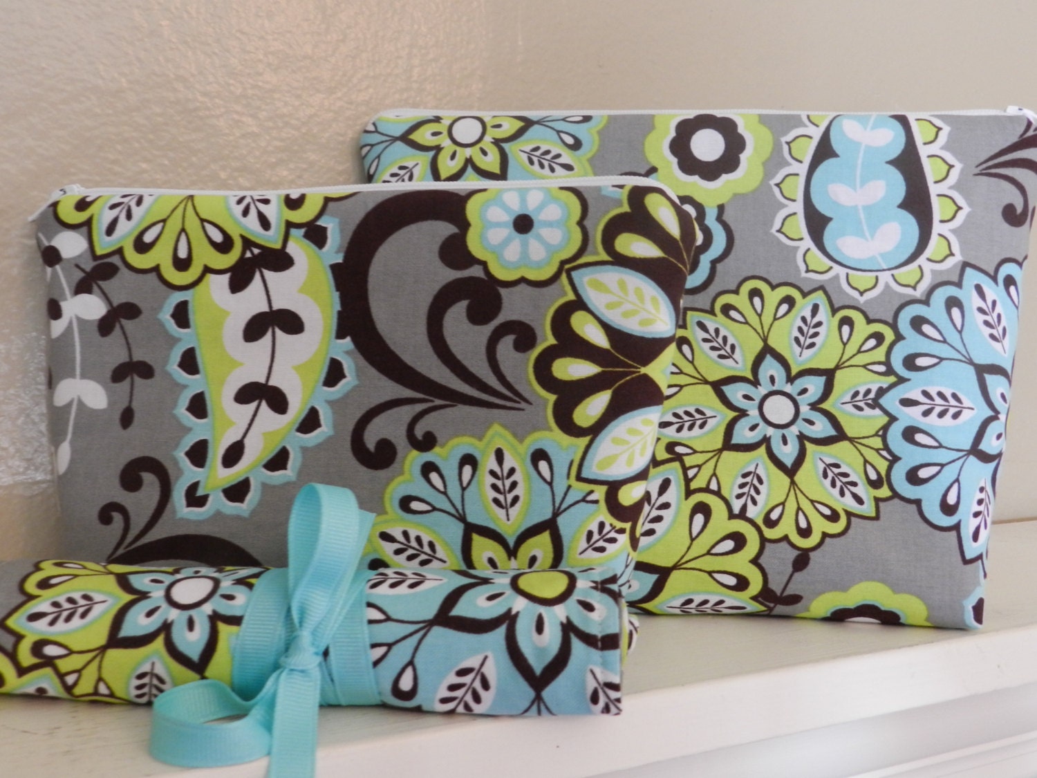 Cosmetic Bag Gift Set with Xlarge and Large Cosmetic Bags and Travel Jewelry Roll OR Brush Roll