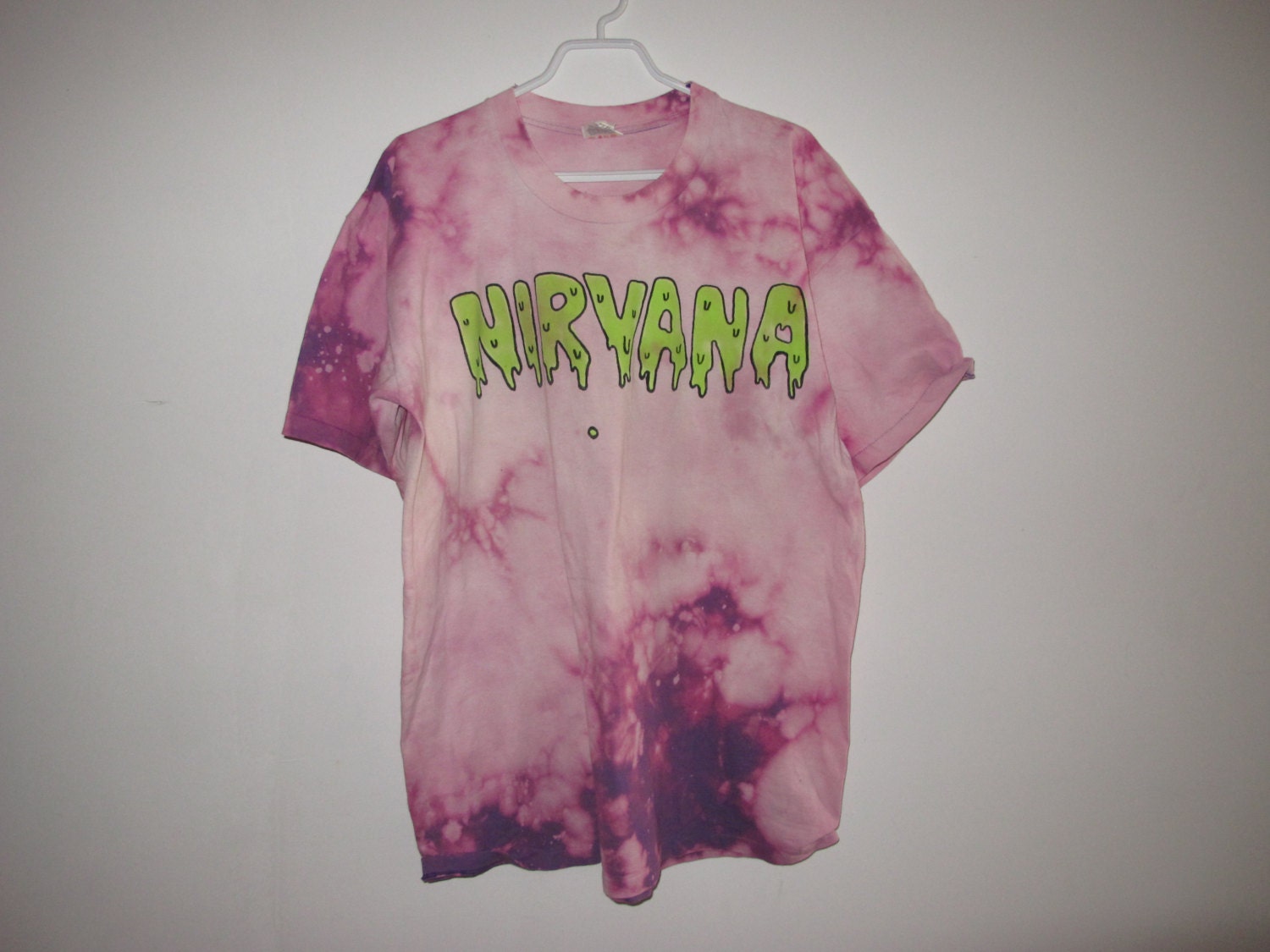 nirvana tie dye glow in the dark slime t shirt L
