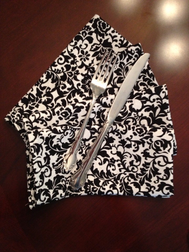 Cotton Cloth Napkins in Black and White Scroll Damask Print