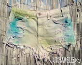 Tie Dyed Levis Denim Shorts (MEDIUM)