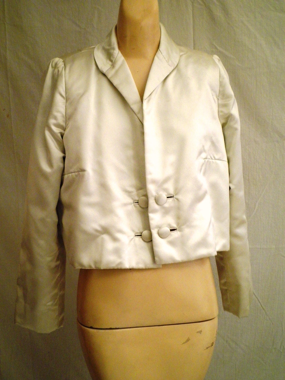 1960s Vintage Mint Silk Tailored Dressy Cocktail Jacket 37 bust