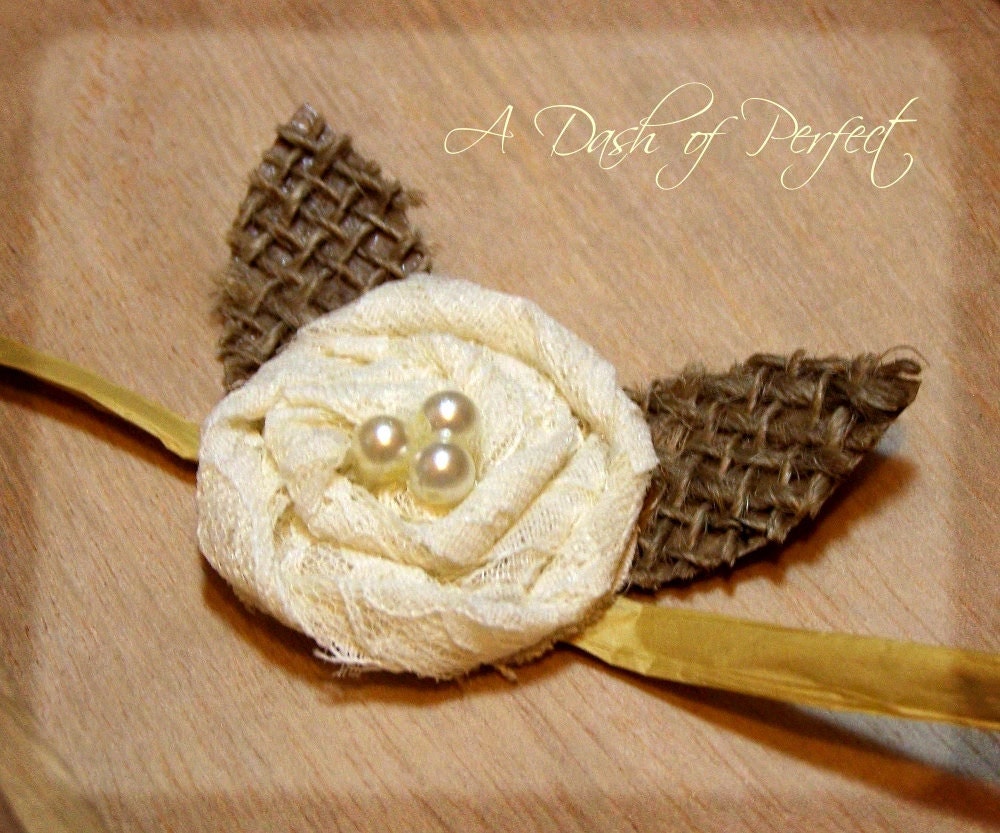 Rustic Corsage, Lace Corsage, Shabby Chic Wedding, Rustic Wedding, Burlap and Lace