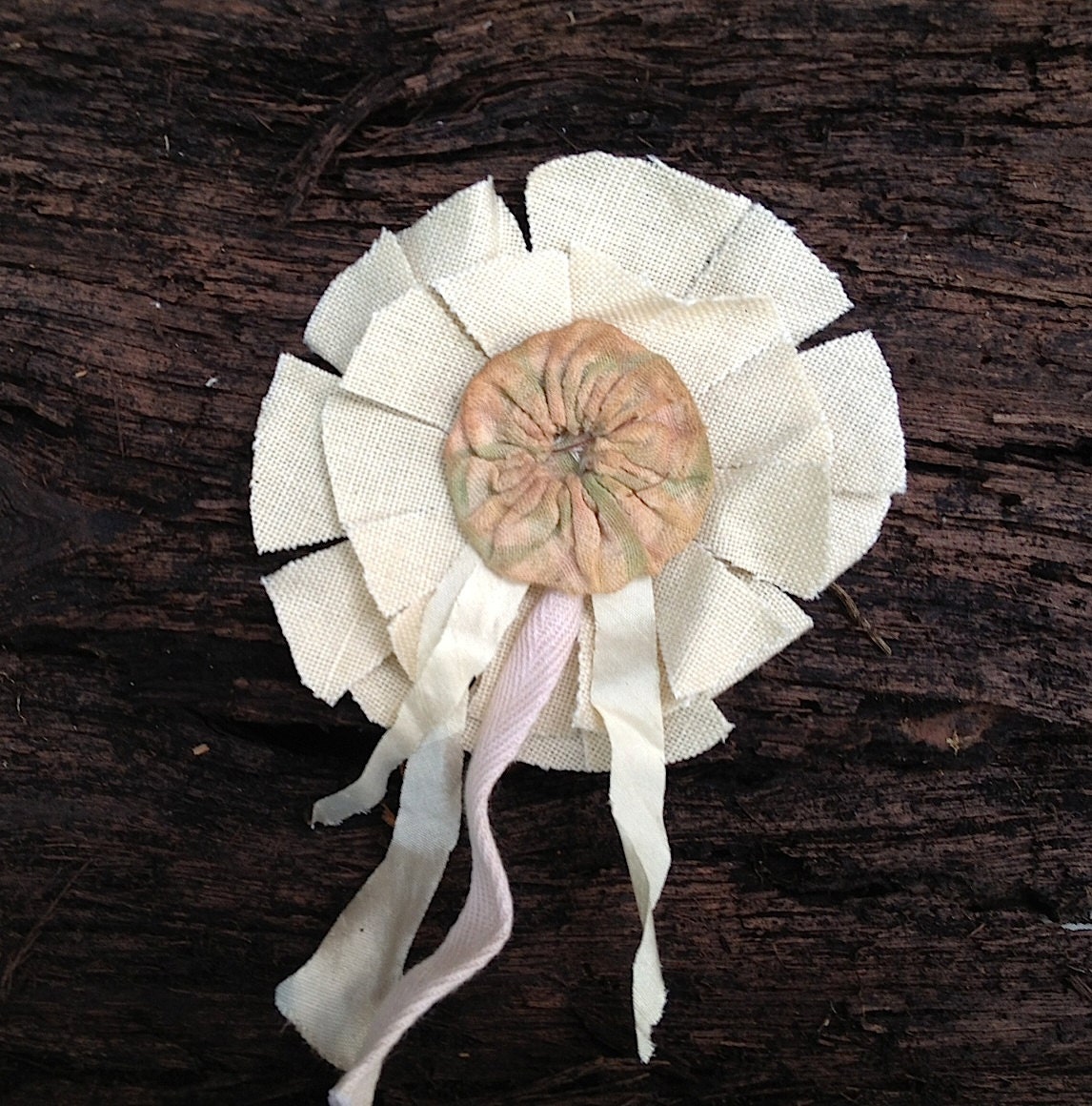 khaki ecru linen  hand dyed rustic Shabby Chic handmade vintage button homespun jewelry prairie girl anthropologie like pin brooch