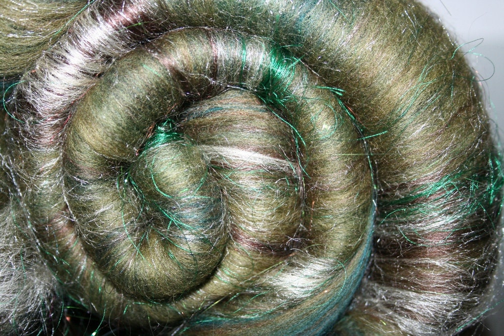 Batt Merino Tussah Sari Silk Angelina Repeatable Colorway 1.75 oz 50g Ready to Ship International - The Road to Bree
