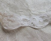 Vintage Trim, Upcycled Scalloped Edge Lace Trim, Nude Beige Color, By The Yard