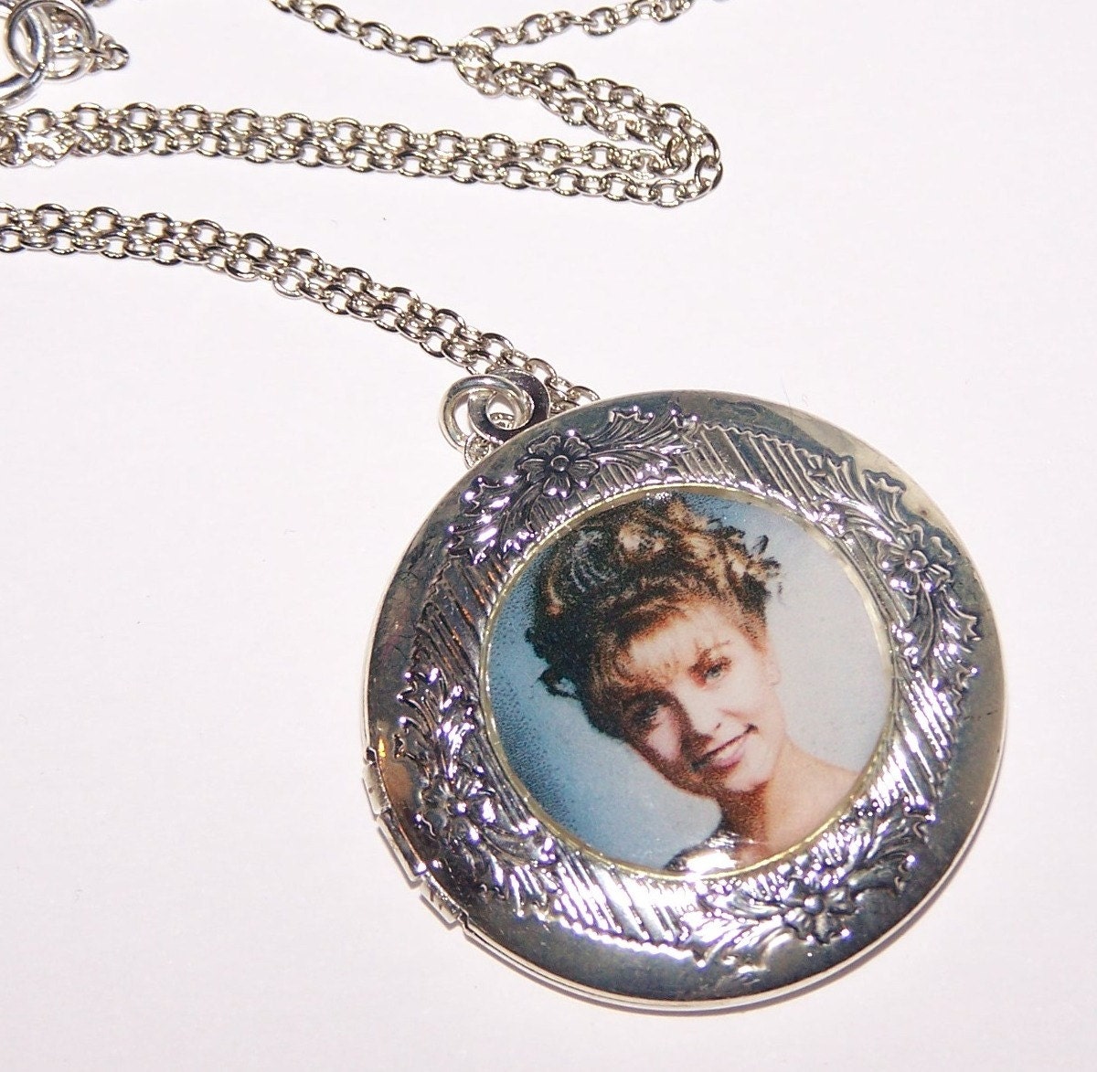 Laura Palmer TWIN PEAKS locket.