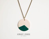 Ceramic pendant necklace emerald and white , Scandinavian-inspired geometric decoration. Ceramic jewelry. Viruset Studio
