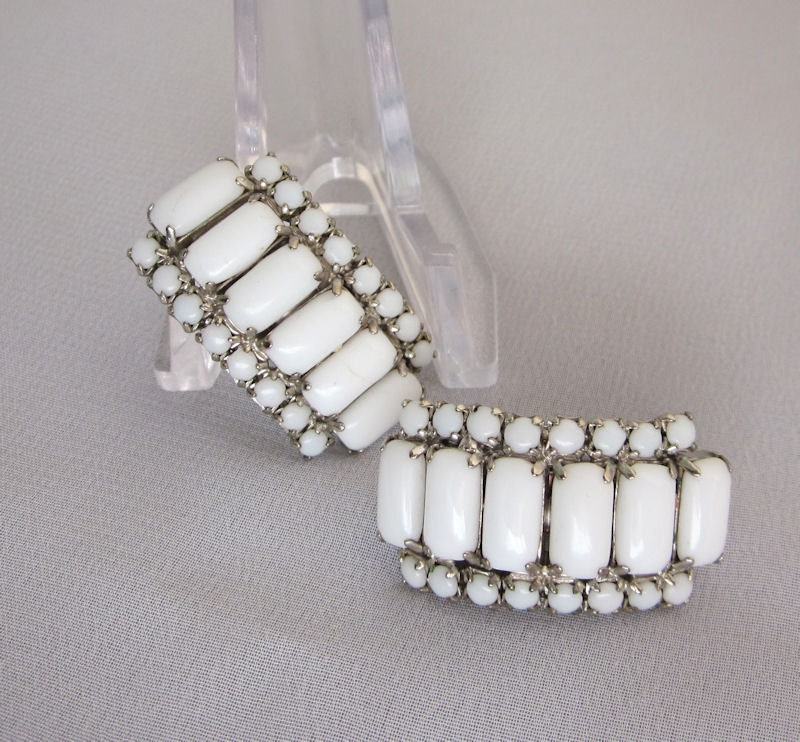 White Milk Glass Earrings, Vintage White Clip On Earrings, Bridal Earrings, Wedding Jewelry - JryenDesigns