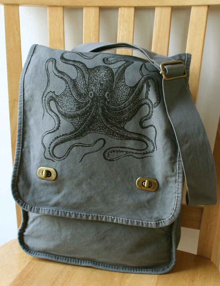Gray Octopus Screen Printed Field Bag